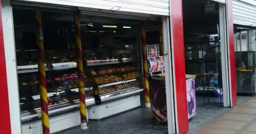 PAN Y PONQUE DE LA ESQUINA PAN Y PONQUE DE LA ESQUINA
